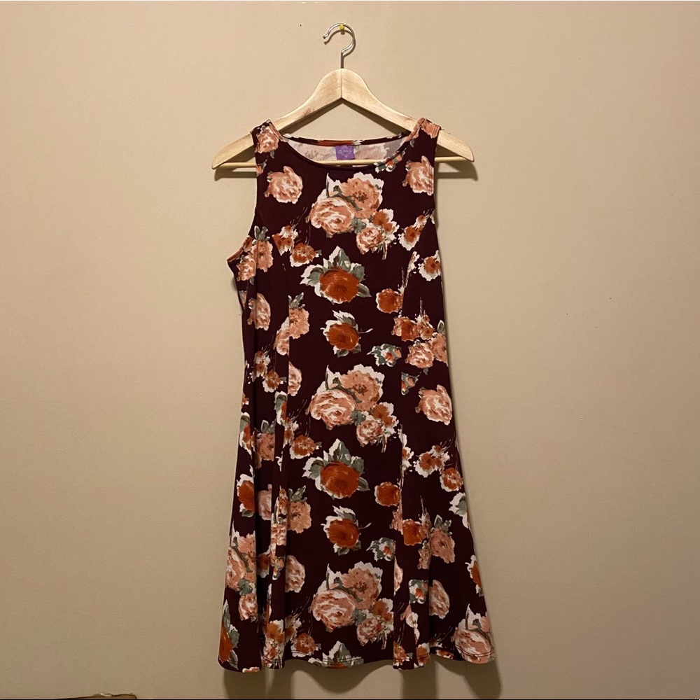 PRICE DROP • Floral cute summer dress